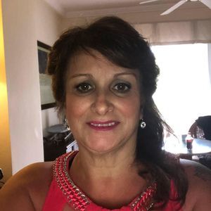 Meet your Posher, Debbie